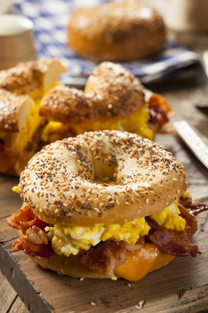 Bagels in downtown DC- hot and fresh here at the Deli!